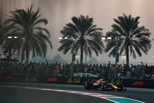F1 - ABU DHABI GRAND PRIX 2025 01 VERSTAPPEN Max (nld), Red Bull Racing RB21, action during the 2025 Formula 1 Abu Dhabi Grand Prix, 24th round of the 2025 FIA Formula One World Championship, WM, Weltmeisterschaft from December 05 to 07, 2025 on the Yas Marina Circuit, in Abu Dhabi, United Arab Emirates - Abu DhabiUnited Arab Emirates  Copyright: xFLORENTxGOODENx