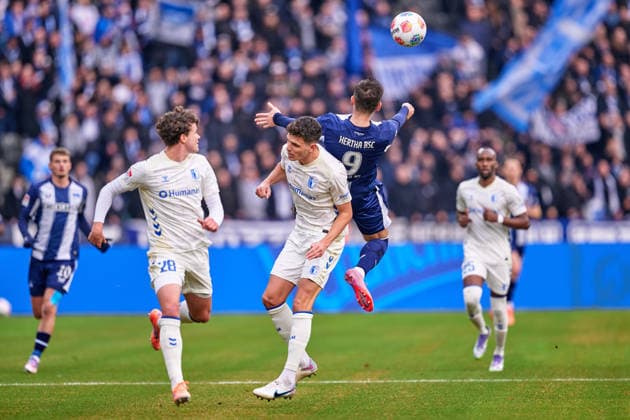 Dawid Kownacki Hertha BSC, 09 , Header, GER, Hertha BSC vs ,1 FC Magdeburg, 2 Bundesliga, Season 2025 2026, 15 Matchday, 07 12 2025 DFL REGULATIONS PROHIBIT ANY USE OF PHOTOGRAPHS AS IMAGE SEQUENCES AND OR QUASI VIDEO GER, Hertha BSC vs ,1 FC Magdeburg, 2 Bundesliga, Season 2025 2026, 15 Matchday, 07 12 2025 Berlin Copyright: xClaudiusxRauch,xEibner-Pressefotox xClaudiusxRauchx EP_CRH