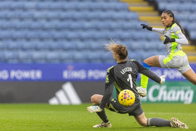 Leicester City Women v Manchester City Women Women s Super League 07 12 2025. GOAL scores 3-0 Manchester City Women forward Kerolin (14) scores past Leicester City Women goalkeeper Janina Leitzig (1) during the Women s Super League match between Leicester City Women and Manchester City Women at the King Power Stadium, Leicester, England on 7 December 2025. Leicester King Power Stadium Leicestershire England Editorial use only , Copyright: xManjitxNarotrax PSI-23357-0035