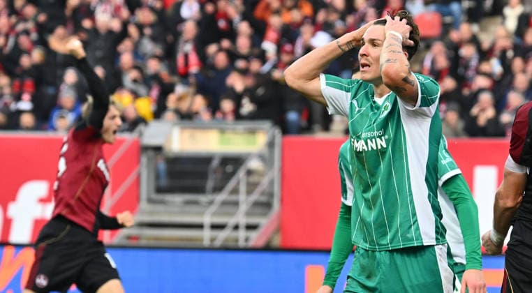 07 12 2025 Soccer Season 2025 2026 2 Soccer Bundesliga 15 Matchday 1 FC Nürnberg FCN Club SpVgg Greuther Fürth Kleeblatt Derby Frankenderby Sportfoto Zink xwoxzix DFL regulations prohibit any use of photographs as image sequences and or quasi video only for editorial use Felix Klaus 30, SpVgg Greuther Fürth disappointed after missed chance to score Disappointment