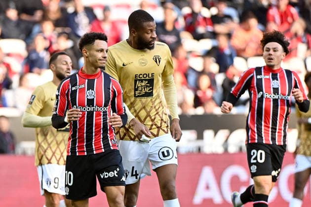 OGC Nice v Angers SCO - Ligue 1 McDonald s 2025 2026 10 Sofiane DIOP (ogcn) during the Ligue 1 McDonald s match between Nice and Angers at Allianz Riviera on December 7, 2025 in Nice, France. Nice France  Copyright: xFEPx 776348225