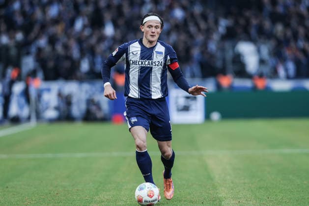 Sport, Football, 2 Bundesliga Season 2025 2026 15 Matchday Hertha BSC Berlin 1 FC Magdeburg 07 12 2025, Olympiastadion Berlin Fabian Reese Hertha BSC Berlin, 11 Berlin Olympiastadion Berlin Berlin Germany