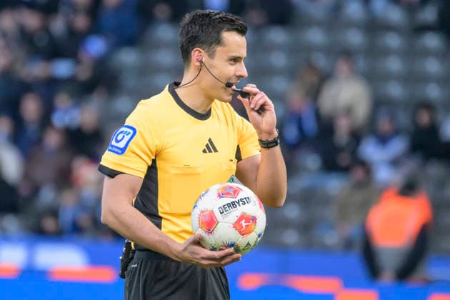 GER, Berlin, soccer, Hertha BSC vs 1 FC Magdeburg, DFB, 2nd Bundesliga, 2025 2026 season, f l t r Konrad Oldhafer Referee, DFB DFL REGULATIONS PROHIBIT ANY USE OF PHOTOGRAPHS AS IMAGE SEQUENCES AND OR QUASI VIDEO, December 7, 2025, Copyright: HMBxMedia UwexKoch