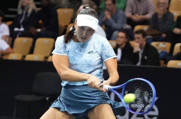 TENNIS - OPÃ‹N ANGERS WOMEN Le 07 12 2025 Kamilla Rakhimova lors de l Open d Angers Finale Femmes 2025, le 7 dÃ cembre 2025 Ã TrÃ laze, France - Photo : Laurent Lairys TrelazeFrance  Copyright: xLaurentxLairysx