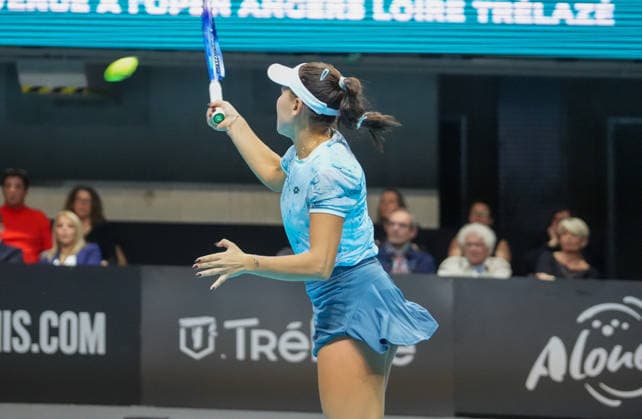 TENNIS - OPÃ‹N ANGERS WOMEN Le 07 12 2025 Kamilla Rakhimova lors de l Open d Angers Finale Femmes 2025, le 7 dÃ cembre 2025 Ã TrÃ laze, France - Photo : Laurent Lairys TrelazeFrance  Copyright: xLaurentxLairysx