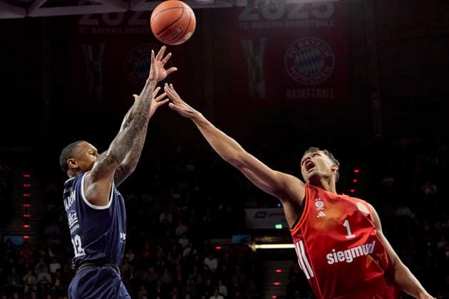 German Basketball Bundesliga BBL , FC Bayern Munich Basketball vs SYNTAINICS MBC, Munich FC Bayern Basketball, SYNTAINICS MBC, 2025 12 07 in Munich BMW Park Munich CALLISON Charles SYNTAINICS MBC Point Guard Nr 23 MBC23 , DA SILVA Oscar FC Bayern Basketball PF Nr1 FCBB1 sportworld Munich BMW Park Munich Bayern Germany
