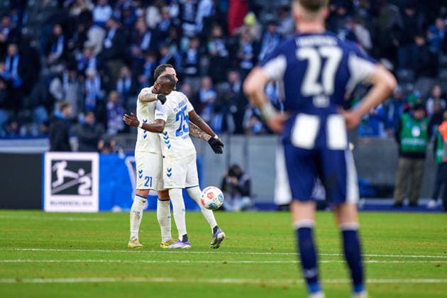 Falko Michel 1 FC Magdeburg, 21 , Atik Baris 1 FC Magdeburg, 23 , jubeln über Sieg, GER, Hertha BSC vs ,1 FC Magdeburg, 2 Bundesliga, Saison 2025 2026, 15 Spieltag, 07 12 2025 DFL REGULATES PROHIBIT ANY USE OF PHOTOGRAPHS AS IMAGE SEQUENCES AND OR QUASI VIDEO GER, Hertha BSC vs ,1 FC Magdeburg, 2 Bundesliga, Season 2025 2026, 15 Matchday, 07 12 2025 Berlin Copyright: xClaudiusxRauch,xEibner-Pressefotox xClaudiusxRauchx EP_CRH