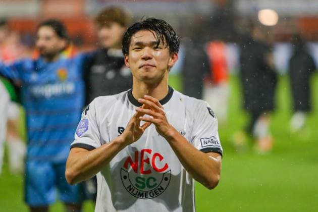VOLENDAM, 07-12-2025 , KRAS Stadium , season 2025 2026 , Dutch eredivisie football, match between Volendam and NEC , picture shows NNEC player Kento Shiogai celebrations after winning the match with 2-3 Volendam - NEC  x32403486x Copyright: