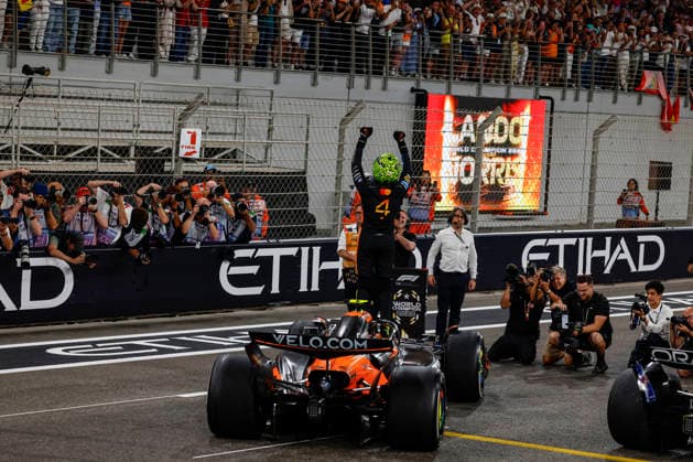 Abu Dhabi, Yas Marina F1 GP Abu Dhabi 2025, No 4 Lando Norris GBR , McLaren MCL39, Mercedes Abu Dhabi Abu Dhabi