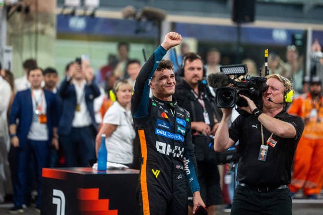 Abu Dhabi GP 2025 - Lando Norris Crowned World Champion Lando Norris (Gbr) of McLaren Racing 4 wins the World Championship, WM, Weltmeisterschaft for the first time and celebrates on Sunday (Race day) during the Formula 1 Etihad Airways Abu Dhabi Grand Prix 2025 at the Yas Marina Circuit on December 7, 2025 Photo by Antoine Lapeyre ABACAPRESS.COM Abu Dhabi United Arab Emirates  Copyright: xLapeyrexAntoine ABACAx