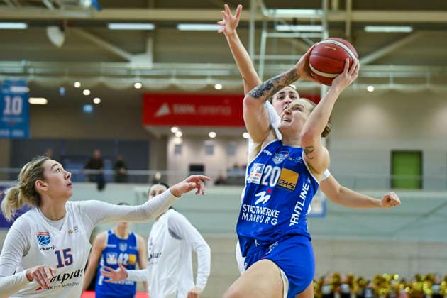 Sona Svetlikova Lions, 15 , Lea Debeljak Marburg, 20 , Alexia Allesch Lions, 0 Syntainics MBC vs BC Pharmaserv Marburg, Basketball, Women, Bundesliga, Season 2025 26, 10 Matchday, 07 12 2025 Halle SWH Arena Sachsen Anhalt Germany