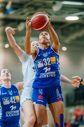 BB 1BL Women Syntainics MBC Lions BC Pharmaserv Marburg during the 2025 2026 season in the DBBL Toyota Bundesliga Syntainics MBC Lions and BC Pharmaserv Marburg at the SWH Arena on December 7, 2025 in Halle Saale, Sachsen Anhalt, Germany