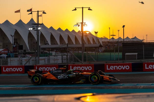 ABU DHABI, UNITED ARAB EMIRATES - DECEMBER 7: Lando Norris driving McLaren MCL39 during the F1 Grand Prix of Abu Dhabi at Yas Marina Circuit on December 4, 2025 in Abu Dhabi, United Arab Emirates. (Photo by Paddocker)  Copyright: xQIANxJUNxMotorsportxMedia Paddocx Sportspressphoto_SPR71669