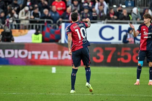 Gianluca Gaetano of Cagliari Calcio, Esultanza, Joy, Celebration After scoring goal, during Cagliari Calcio vs AS Roma, Italian soccer Serie A match in Cagliari, Italy, December 07 2025  Copyright: xLuigixCanu IPAxSportx xipa-agency.netx xx IPA_68879995 IPA_Agency_IPA68879995