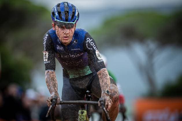 Dutch David Haverdings pictured in action during the men s elite race of the Cyclocross World Cup, in Terralba, Sardinia, Italy, Sunday 07 December 2025, stage 3 (out of 12) in the World Cup of the 2026-2027 season. DAVIDxPINTENS  x147209521x