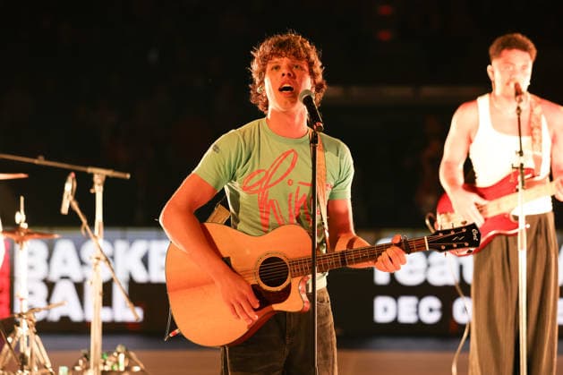 Zartmann German singer and band at Music meets Basketball in BMW Park after the game, GER, FC Bayern Basketball vs SYNTAINICS MBC, Basketball, easycredit Basketball Bundesliga, Matchday 9, Season 2025 2026, 07 12 2025, GER, FC Bayern Basketball vs SYNTAINICS MBC, Basketball, easycredit Basketball Bundesliga, Matchday 9, Season 2025 2026, 07 12 2025 Munich Copyright: xEibner-Pressefoto JennixMaulx EP_JML