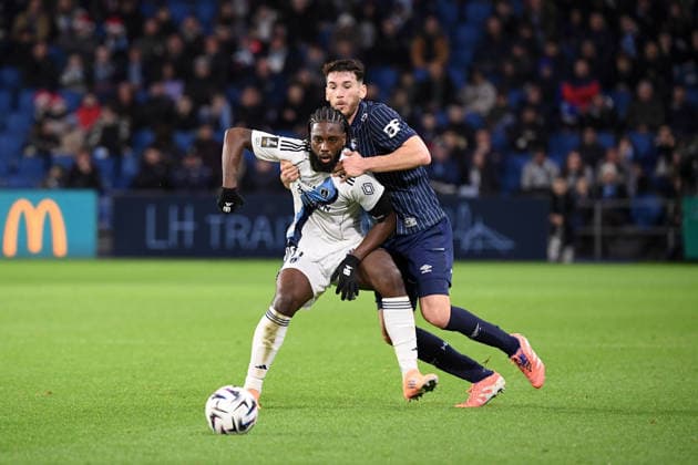 Le Havre Athletic Club v Paris FC - Ligue 1 McDonald s 2025 2026 11 Jean-Philippe KRASSO (pfc) - 04 Gautier LLORIS (hac) during the Ligue 1 McDonald s match between Le Havre and Paris FC at Stade Oceane on December 7, 2025 in Le Havre, France. Le Havre France  Copyright: xFEPx 776348220