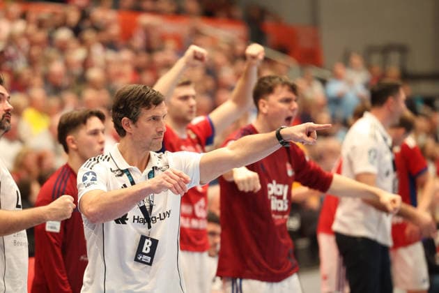 Handball Daikin Handball Bundesliga 2025 2026 Handball Sport Verein Hamburg vs ThSV Eisenach Coach Torsten Jansen Hamburg ,Cheers, Sporthalle Hamburg Hamburg