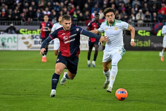 Semih Kilicsoy of Cagliari Calcio during Cagliari Calcio vs AS Roma, Italian soccer Serie A match in Cagliari, Italy, December 07 2025  Copyright: xLuigixCanu IPAxSportx xipa-agency.netx xx IPA_68880567 IPA_Agency_IPA68880567