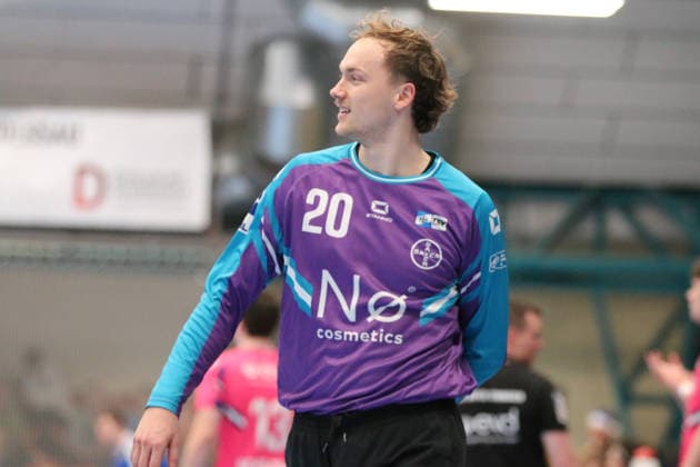 07 12 2025 Handball Men 2025 2026 2 Bundesliga 14 Matchday Dessau Roßlauer HV 06 TSV Bayer Dormagen 1920 Anhalt Arena Dessau Christian Simonsen Dormagen, 20, purple Dessau Roßlau Sachsen Anhalt Germany