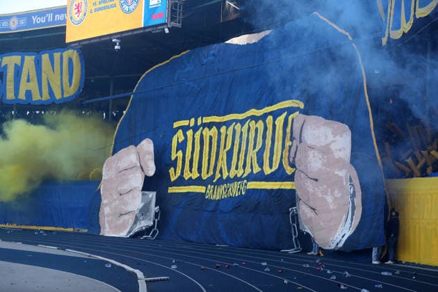 Braunschweig vs Kiel, 2 BL Braunschweig, 07 12 2025, FOOTBALL Eintracht Braunschweig vs Holstein Kiel, 2 BL, Season 2025 26 Eintracht Braunschweig Fankurve, Choreo Braunschweig