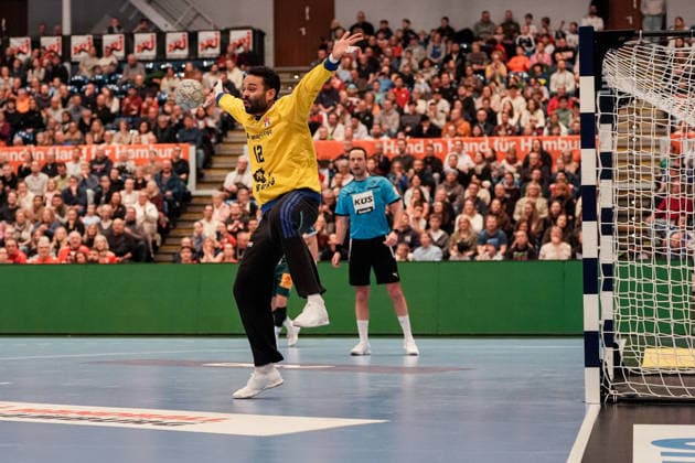 Germany Handball Bundesliga, DAIKIN HBL 2025 26, 15 Matchday Handball Sport Verein Hamburg vs ThSV Eisenach Sporthalle Hamburg Hamburg Parade Mohamed El Tayar HSV Hamburg, 12 Copyright: xStefanxTrochax