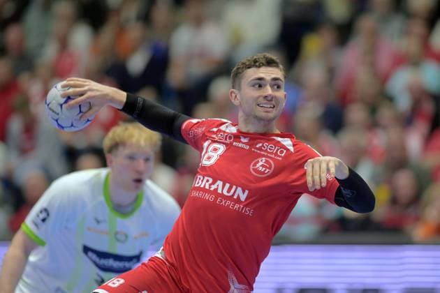 Florian Drosten MT Melsungen 18 at Wuf , GER, MT Melsungen HSG Wetzlar, Handball, 1 Bundesliga, 15 Matchday, Season 2025 2026, 07 12 2025, GER, MT Melsungen HSG Wetzlar, Handball, 1 Bundesliga, 15 Matchday, Season 2025 2026, 07 12 2025 Kassel Copyright: xEibner-Pressefotox xRolandxSippelx EP_RSL