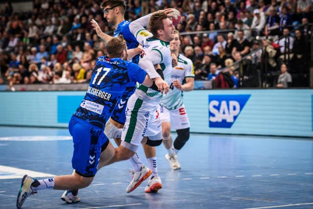 Franz Semper SC DHfK Leipzig, 32 followed by Samuel Roethlisberger TVB Stuttgart, 17 GER, TVB Stuttgart SC DHfK Leipzig, DAIKIN HBL, Handball, Bundesliga, 15 Matchday, Season 2025 2026, 07 12 2025 GER, TVB Stuttgart SC DHfK Leipzig, DAIKIN HBL, Handball, Bundesliga, 15 Matchday, Season 2025 2026, 07 12 2025 Stuttgart Copyright: xSandyxDinkelackerx EP_SDR