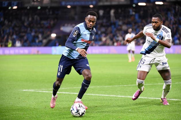 Le Havre Athletic Club v Paris FC - Ligue 1 McDonald s 2025 2026 06 OTAVIO ATAIDE (pfc) - 11 Godson KYEREMEH (hac) during the Ligue 1 McDonald s match between Le Havre and Paris FC at Stade Oceane on December 7, 2025 in Le Havre, France. Le Havre France  Copyright: xFEPx 776348220