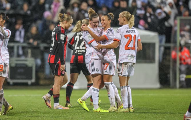 GER, Frankfurt, Eintracht Frankfurt vs FC Bayern Munich, Google Pixel Bundesliga, Football, DFB, Season 2025 2026, Stadion am Brentanobad, 12 Matchday in Picture Goal and Cheers, Emotions, Alara Åžehitler Bayern Munich 14 DFB DFL REGULATIONS PROHIBIT ANY USE OF PHOTOGRAPHS AS IMAGE SEQUENCES AND OR QUASI VIDEO, 07 12 2026 Copyright: HMBxMedia HendrikxHamelau