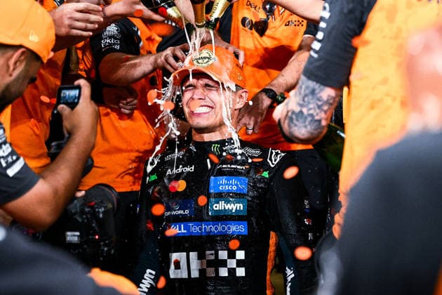 Lando Norris of Great Britain and McLaren , Race, F1 Grand Prix of Abu Dhabi, on 07 December 2025 in Abu Dhabi, United Arab Emirates Photo by Diogo Cardoso DeFodi Images Lando Norris of Great Britain and McLaren , Race, F1 Grand Prix of Abu Dhabi, Yas Marina Circuit on December 7, 2025 in Abu Dhabi, United Arab Emirates Photo by Diogo Cardoso DeFodi Images