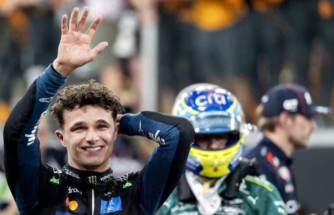 ABU DHABI Lando Norris (McLaren) celebrates his world title at the Yas Marina Circuit at the end of the Abu Dhabi Grand Prix. ANP SANDER KONING xVIxANPxSportx xxANPxIVx 544198166 originalFilename: 544198166.jpg