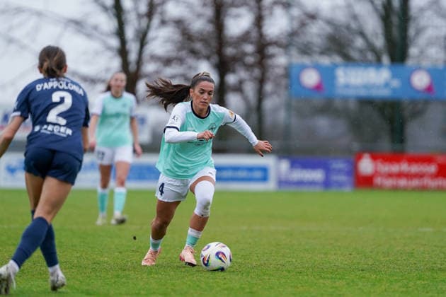 07 12 2025, Football, 2 Womens Bundesliga, 2025 2026, Matchday 12, SC Sand SG 99 Andernach Besarta Hisenaj 4 Andernach runs with the ball