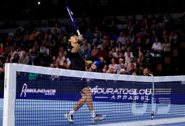 7th December 2025; Copper Box Arena, London, England; Victorian Plumbing UTS London Grand Final Tennis, Day Three; Alex de Minaur plays a forehand shot against Casper Ruud in the final match  HongboxChen