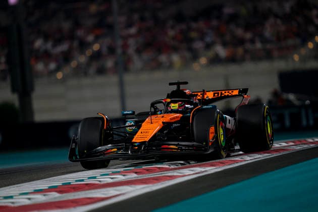 December 7, 2025, Abu Dhabi, United Arab Emirates: Australian driver OSCAR PIASTRI (McLaren F1 Team) drives during the F1 Grand Prix of Abu Dhabi and claiming the 2025 FIA Formula 1 World Championship, WM, Weltmeisterschaft at Yas Marina Circuit in Abu Dhabi, United Arab Emirates. Abu Dhabi United Arab Emirates - ZUMAg147 20251207_fap_g147_058 Copyright: xJamesxGasperottix