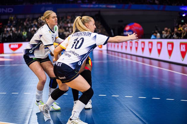 DORTMUND, GERMANY - 7 DECEMBER, 2025: - Women s Handball World Championship, WM, Weltmeisterschaft 2025 Angola vs Sweden at Westfallenhalle.  Copyright: xVitaliixKliuievx