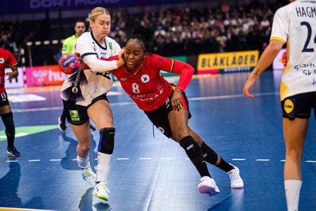 DORTMUND, GERMANY - 7 DECEMBER, 2025: Paulo Helena Gilda Simao - Women s Handball World Championship, WM, Weltmeisterschaft 2025 Angola vs Sweden at Westfallenhalle.  Copyright: xVitaliixKliuievx