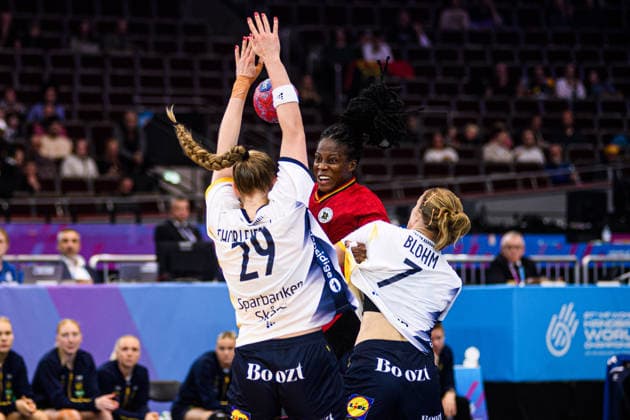 DORTMUND, GERMANY - 7 DECEMBER, 2025: Nenganga Vilma Pegado - Women s Handball World Championship, WM, Weltmeisterschaft 2025 Angola vs Sweden at Westfallenhalle.  Copyright: xVitaliixKliuievx