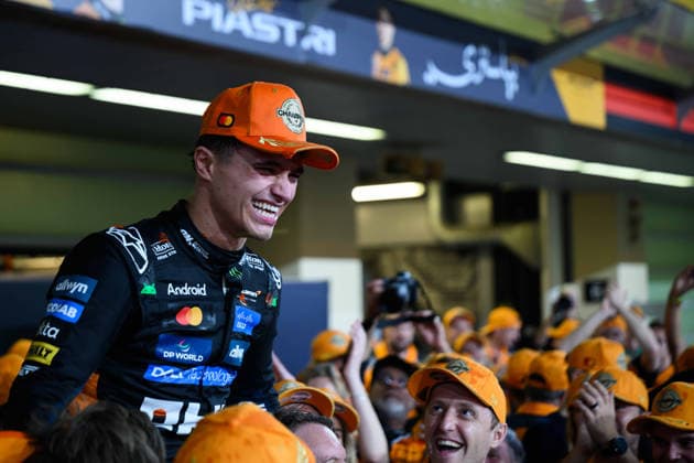 F1 Grand Prix of Abu Dhabi Lando Norris of the McLaren Formula 1 Team celebrates his first F1 World Champion title in Yas Island, Abu Dhabi, on December 7, 2025. Abu Dhabi Abu Dhabi United Arab Emirates  Copyright: xAhmadxAlShehabx originalFilename:alshehab-formula1251207_npPG8.jpg