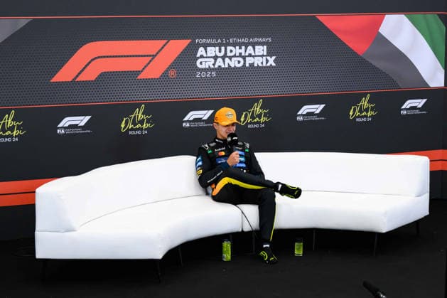 F1 Grand Prix of Abu Dhabi Lando Norris of the McLaren Formula 1 Team participates in a post-race press conference, PK, Pressekonferenz in Yas Island, Abu Dhabi, on December 7, 2025. Abu Dhabi United Arab Emirates  Copyright: xAhmadxAlShehabx originalFilename:alshehab-formula1251207_nppoe.jpg