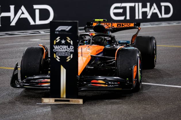 Lando Norris of Great Britain and McLaren , Race, F1 Grand Prix of Abu Dhabi, on 07 December 2025 in Abu Dhabi, United Arab Emirates Photo by Diogo Cardoso DeFodi Images Lando Norris of Great Britain and McLaren , Race, F1 Grand Prix of Abu Dhabi, Yas Marina Circuit on December 7, 2025 in Abu Dhabi, United Arab Emirates Photo by Diogo Cardoso DeFodi Images