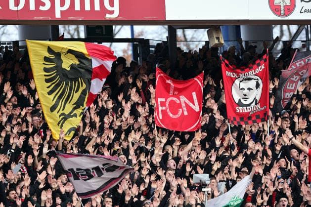 07 12 2025 Soccer Season 2025 2026 2 Soccer Bundesliga 15 Matchday 1 FC Nürnberg FCN Club SpVgg Greuther Fürth Kleeblatt Derby Frankenderby Sportfoto Zink DaMa xdaxmax DFL regulations prohibit any use of photographs as image sequences and or quasi video only for editorial use Symbolbild Symbolfoto Feature Impression Clubfan Clubfans FCN Fans Fans cheer on Team Team des FCN