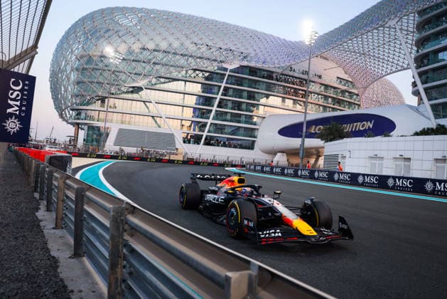 F1 - ABU DHABI GRAND PRIX 2025 01 VERSTAPPEN Max (nld), Red Bull Racing RB21, action during the 2025 Formula 1 Abu Dhabi Grand Prix, 24th round of the 2025 FIA Formula One World Championship, WM, Weltmeisterschaft from December 05 to 07, 2025 on the Yas Marina Circuit, in Abu Dhabi, United Arab Emirates - Abu DhabiUnited Arab Emirates  Copyright: xANTONINxVINCENTx