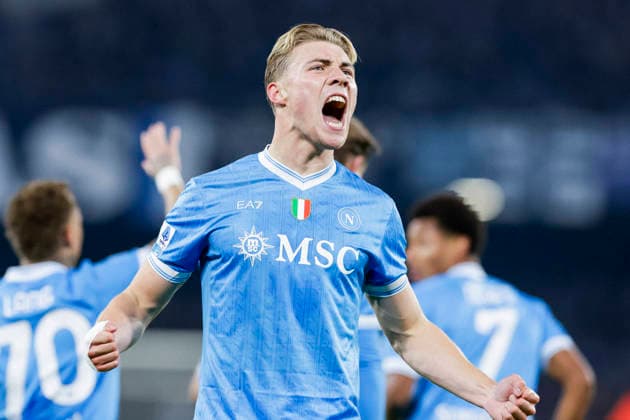 SSC Napoli vs Juventus Napoli s Danish forward Rasmus Hojlund celebrates after scoring a goal during the Serie A football match between SSC Napoli vs Juventus at the Diego Armando Maradona Stadium in Naples, on December 07, 2025. _BPH4783_1 Copyright: xAntonioxBalascox