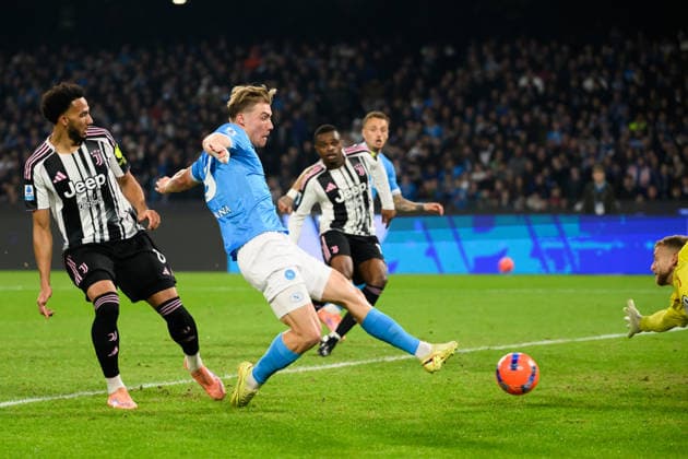 Rasmus Hojlund of SSC Napoli scores the goal of 1-0 during the Serie A 2025 2026 football match between SSC Napoli and Juventus FC at Diego Armando Maradona stadium in Naples (Italy), December 7, 2025. andreaxstaccioli