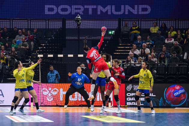 DORTMUND, GERMANY - 7 DECEMBER, 2025: - Women s Handball World Championship, WM, Weltmeisterschaft 2025 Norway vs Brazil at Westfallenhalle.  Copyright: xVitaliixKliuievx