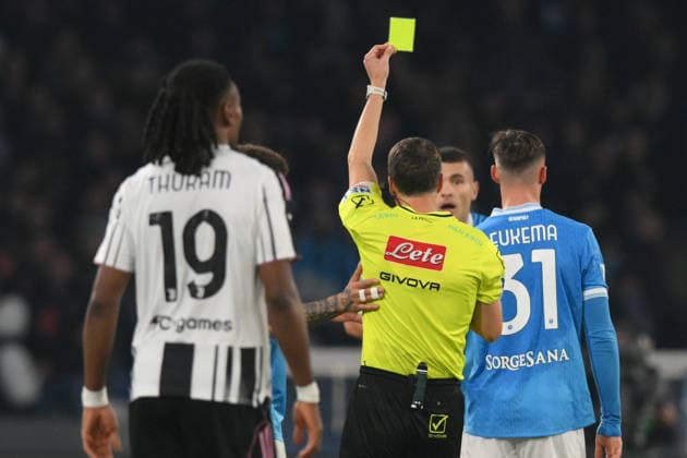 7th December 2025, Stadio Diego Armando Maradona, Naples, Italy; Serie A Football; Napoli versus Juventus; referee Federico La Penna issues a yellow card to Alessandro Buongiorno of S.S.C. Napoli  AllShotLive