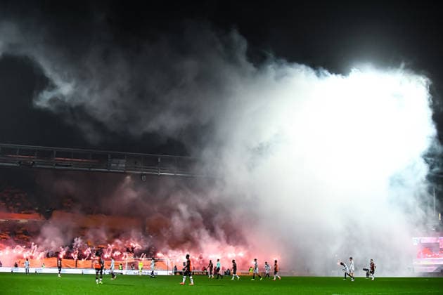 FOOTBALL : FC Lorient vs Olympique Lyonnais - Ligue 1 - JournÃ e 15 - 07 12 2025 Supporters du FC Lorient - Ambiance LorientFrance  Copyright: xBaptistexAutissierx