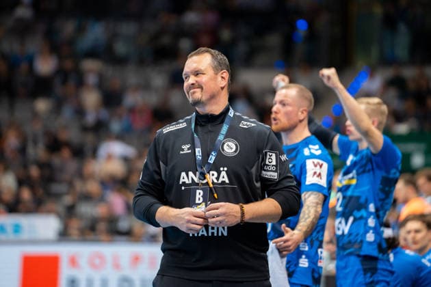 Handball I Men I Season 2025 2026 I Bundesliga I 15 Matchday I TVB Stuttgart SC DHfK Leipzig I 07 12 2025 Coach Misha Kaufmann TVB Stuttgart Stuttgart Porsche Arena Baden Württemberg Germany Copyright: xLobeca MaxxPetershansx