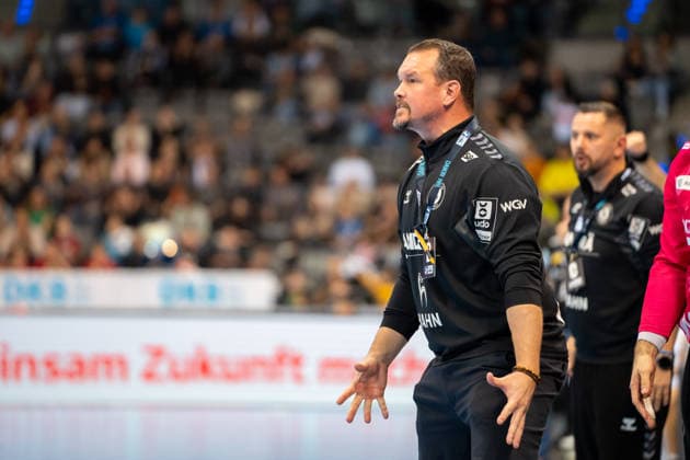 Handball I Men I Season 2025 2026 I Bundesliga I 15 Matchday I TVB Stuttgart SC DHfK Leipzig I 07 12 2025 Coach Misha Kaufmann TVB Stuttgart Stuttgart Porsche Arena Baden Württemberg Germany Copyright: xLobeca MaxxPetershansx